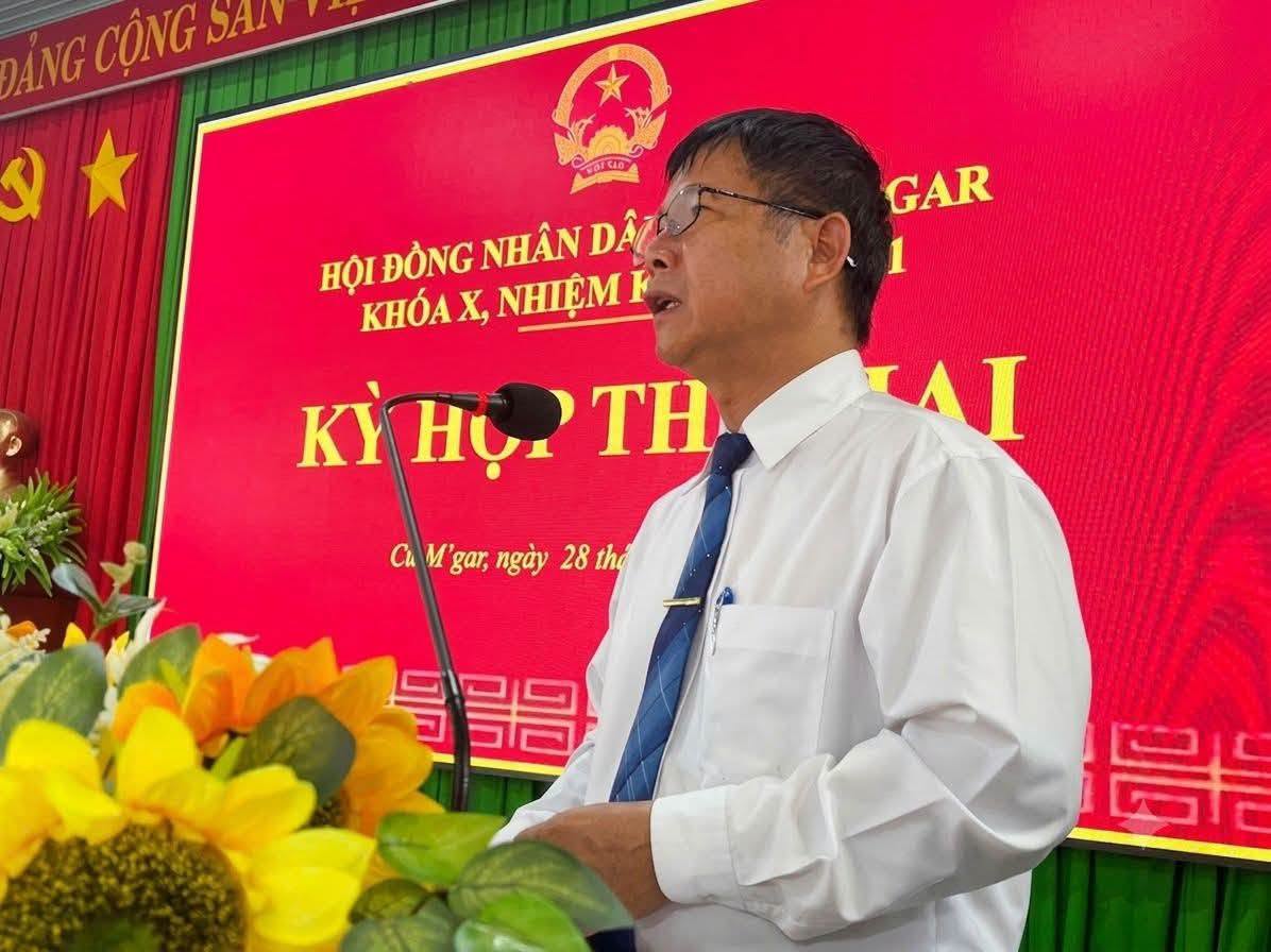 THÔNG TIN ĐẾN CỬ TRI VỀ SẮP XẾP, TỔ CHỨC LẠI THÔN, BUÔN TRÊN ĐỊA BÀN XÃ CƯ M'GAR